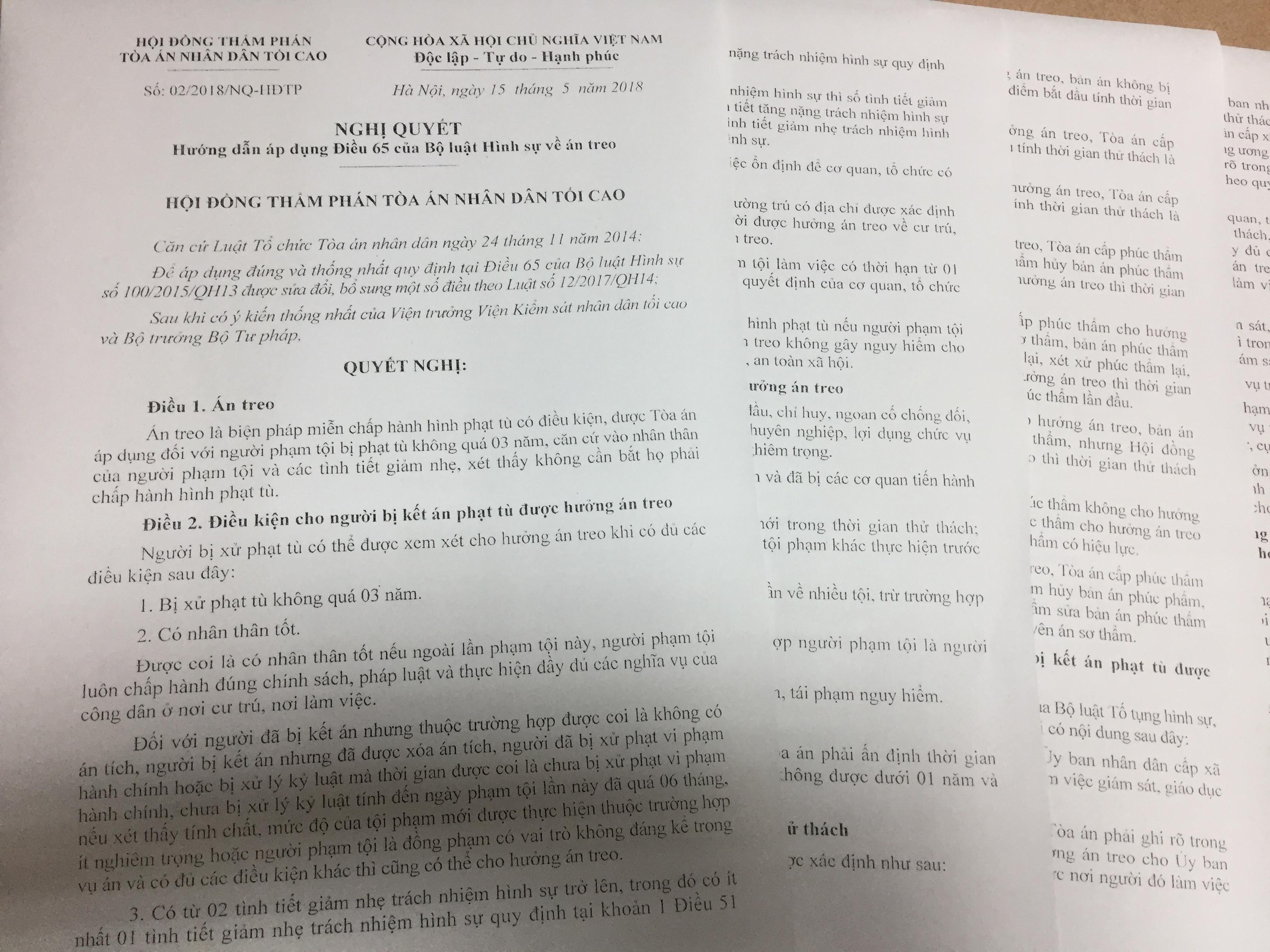 Nên bổ sung trường hợp phạm tội “đối với hai người trở lên”